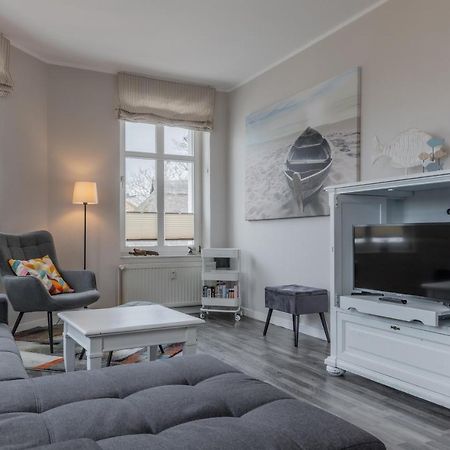 Strandnahe 2-Raum-Ferienwohnung Im Zentrum - Residenz Strandeck Fewo 02 غورين المظهر الخارجي الصورة