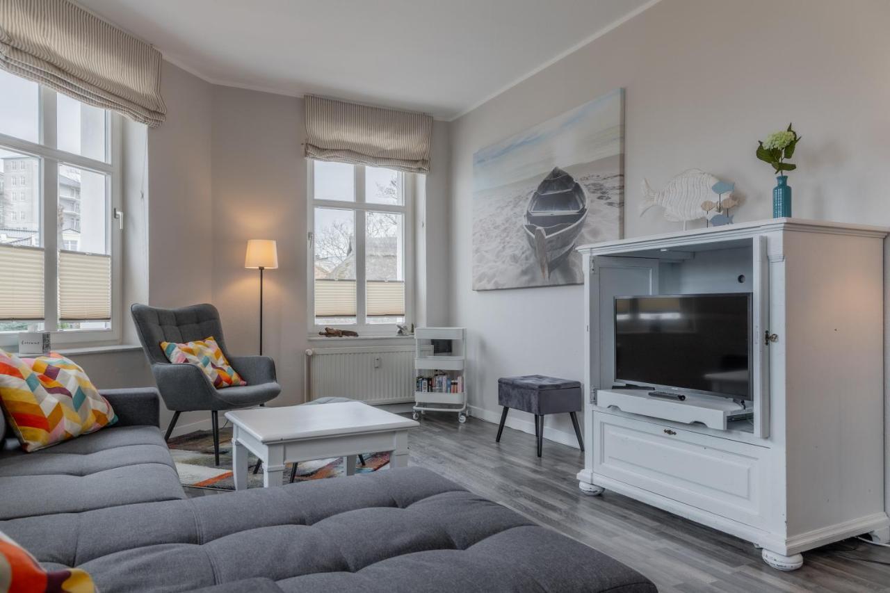 Strandnahe 2-Raum-Ferienwohnung Im Zentrum - Residenz Strandeck Fewo 02 غورين المظهر الخارجي الصورة